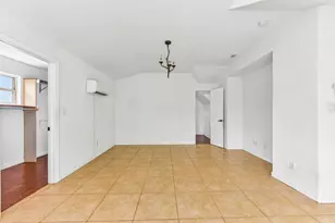 2003 E 9th St, Austin, TX 78702 - Photo 7