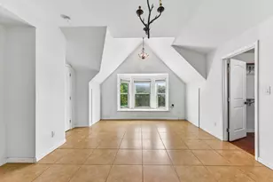 2003 E 9th St, Austin, TX 78702 - Photo 5