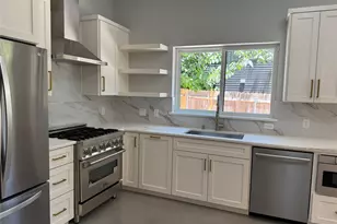 2604 Francisco St, Austin, TX 78702 - Photo 7