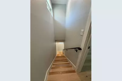 2604 Francisco Street #B, Austin, TX 78702 - Photo 23