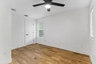 806 Philco Dr, Austin, TX 78745 - Photo 33