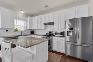 17304 Zola Ln, Round Rock, TX 78664 - Photo 11