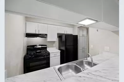 8810 Tallwood Drive #079, Austin, TX 78759 - Photo 5