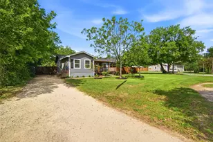 700 9th St St, Blanco, TX 78606 - Photo 3