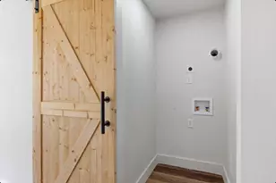 309 E Lola Dr, Austin, TX 78753 - Photo 21