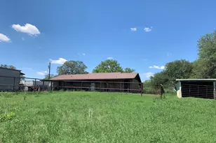 133 Clearfork Rd, Lockhart, TX 78644 - Photo 5