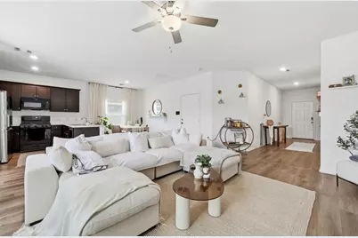 7602 Poppy Petal Loop, Del Valle, TX 78617 - Photo 3