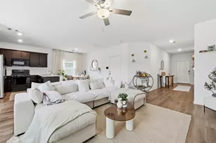 7602 Poppy Petal Loop, Del Valle, TX 78617 - Photo 3