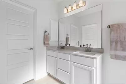 6909 Daniel Ranch Drive, Austin, TX 78744 - Photo 15