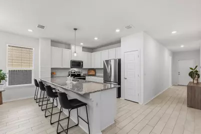 6909 Daniel Ranch Drive, Austin, TX 78744 - Photo 5