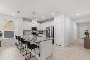 6909 Daniel Rnch Dr, Austin, TX 78744 - Photo 5