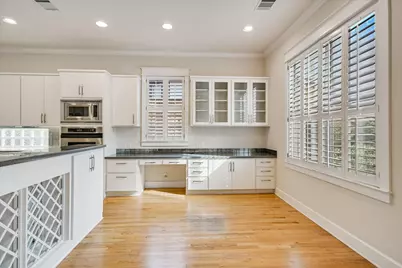 703 Pressler Street, Austin, TX 78703 - Photo 11