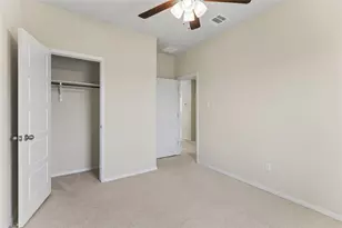 318 Schuylerville Dr, Elgin, TX 78621 - Photo 25