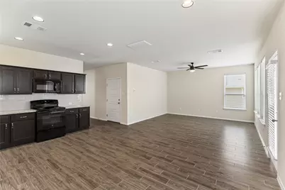 318 Schuylerville Drive, Elgin, TX 78621 - Photo 15