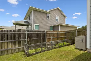 318 Schuylerville Dr, Elgin, TX 78621 - Photo 37