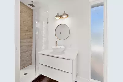 1904 E 17th Street #B, Austin, TX 78702 - Photo 31