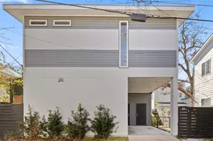 1904 E 17th St, Austin, TX 78702 - Photo 3