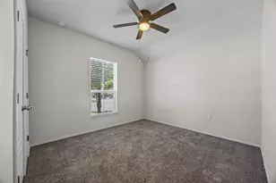 7301 Van Ness St, Austin, TX 78744 - Photo 9