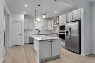 310 Livewater Ln, Georgetown, TX 78633 - Photo 13