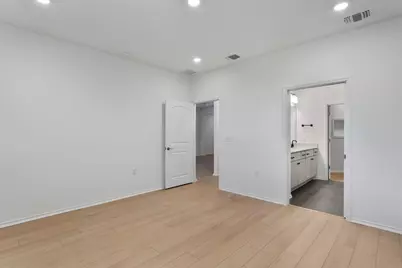 310 Livewater Lane, Georgetown, TX 78633 - Photo 19