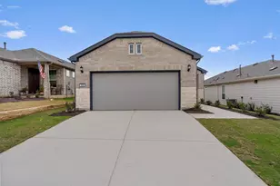 310 Livewater Ln, Georgetown, TX 78633 - Photo 3