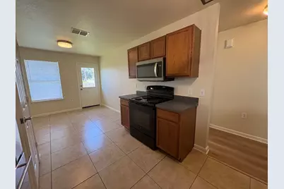 1429 Coriander Drive, Austin, TX 78741 - Photo 11