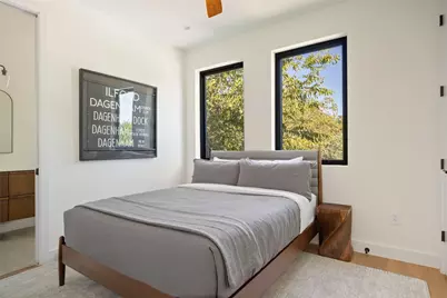 2305 E 21st Street #2, Austin, TX 78722 - Photo 5