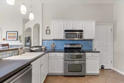 9012 Meacham Way, Austin, TX 78749 - Photo 9