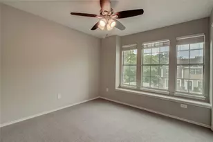 202 S College St, Georgetown, TX 78626 - Photo 25