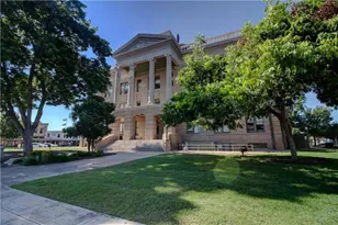 202 S College St, Georgetown, TX 78626 - Photo 37