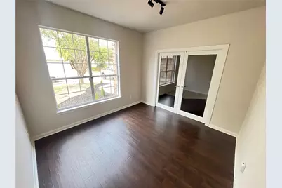 220 Stone Crest Boulevard, Buda, TX 78610 - Photo 5