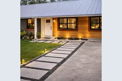 2014 Pecan Street, Bastrop, TX 78602 - Photo 1