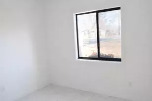 2014 Pecan St, Bastrop, TX 78602 - Photo 7