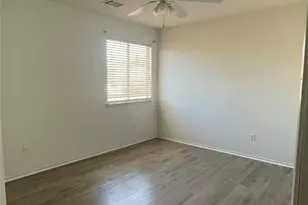 15137 Sarah's Creek Dr, Pflugerville, TX 78660 - Photo 17