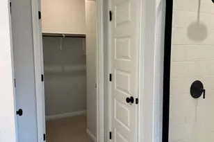 7802 Andravida Dr, Austin, TX 78744 - Photo 17