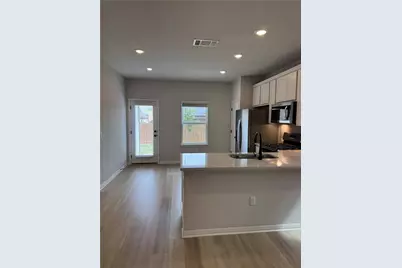 7802 Andravida Drive, Austin, TX 78744 - Photo 3