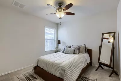 7216 Razors Edge Drive, Austin, TX 78744 - Photo 13