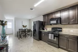 7216 Razors Edge Dr, Austin, TX 78744 - Photo 7