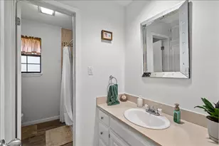309 W Moerbe Dr, Thorndale, TX 76577 - Photo 27