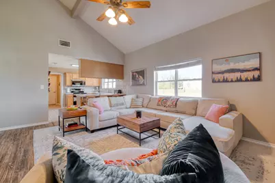 154 Three Oaks Lane, Bastrop, TX 78602 - Photo 5