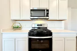 598 Gladiola Loop, Kyle, TX 78640 - Photo 11