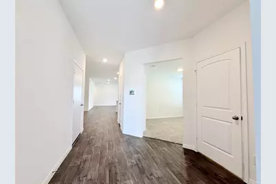 598 Gladiola Loop, Kyle, TX 78640 - Photo 5