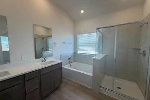 203 Divisadero Dr, Hutto, TX 78634 - Photo 7