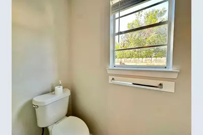 202 N 2nd Street #D, Pflugerville, TX 78660 - Photo 7