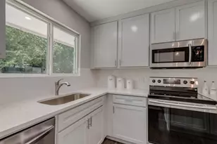 1512 Luray Dr, Cedar Park, TX 78613 - Photo 11