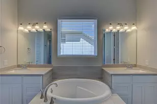 425 Sitlington Ln Ln, Spicewood, TX 78669 - Photo 17