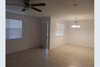 1510 Gordon St Street, Bastrop, TX 78602 - Photo 3