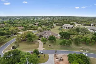 401 River Chase Blvd, Georgetown, TX 78628 - Photo 39