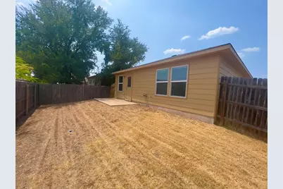 5813 Knoll Pines Pass, Austin, TX 78724 - Photo 3