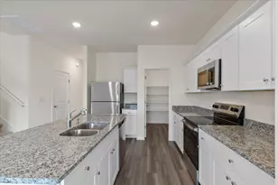 113 Rother Pl, Taylor, TX 76574 - Photo 11